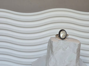 Mother of pearl ring