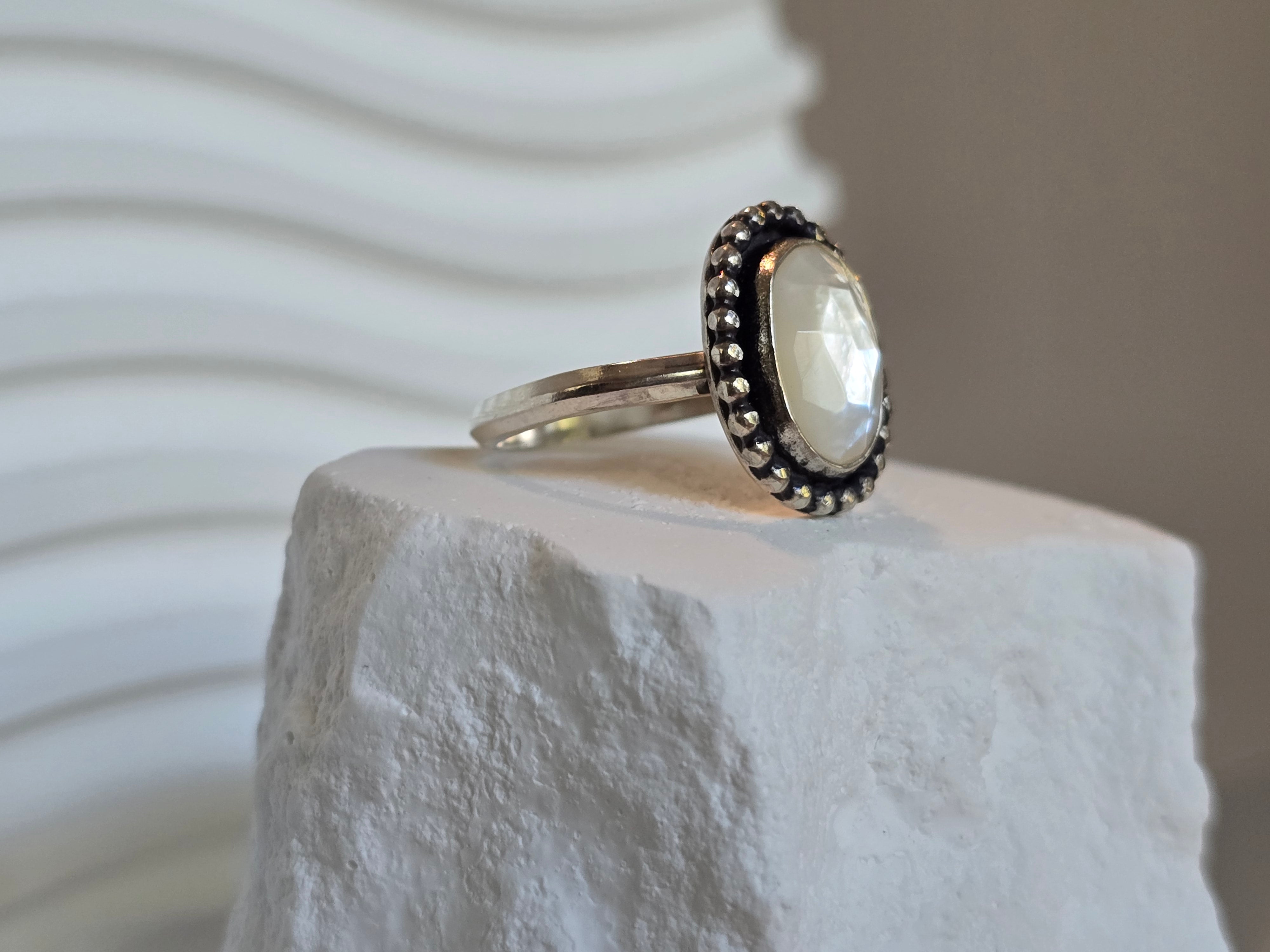 Mother of pearl ring