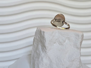 Mother of pearl ring